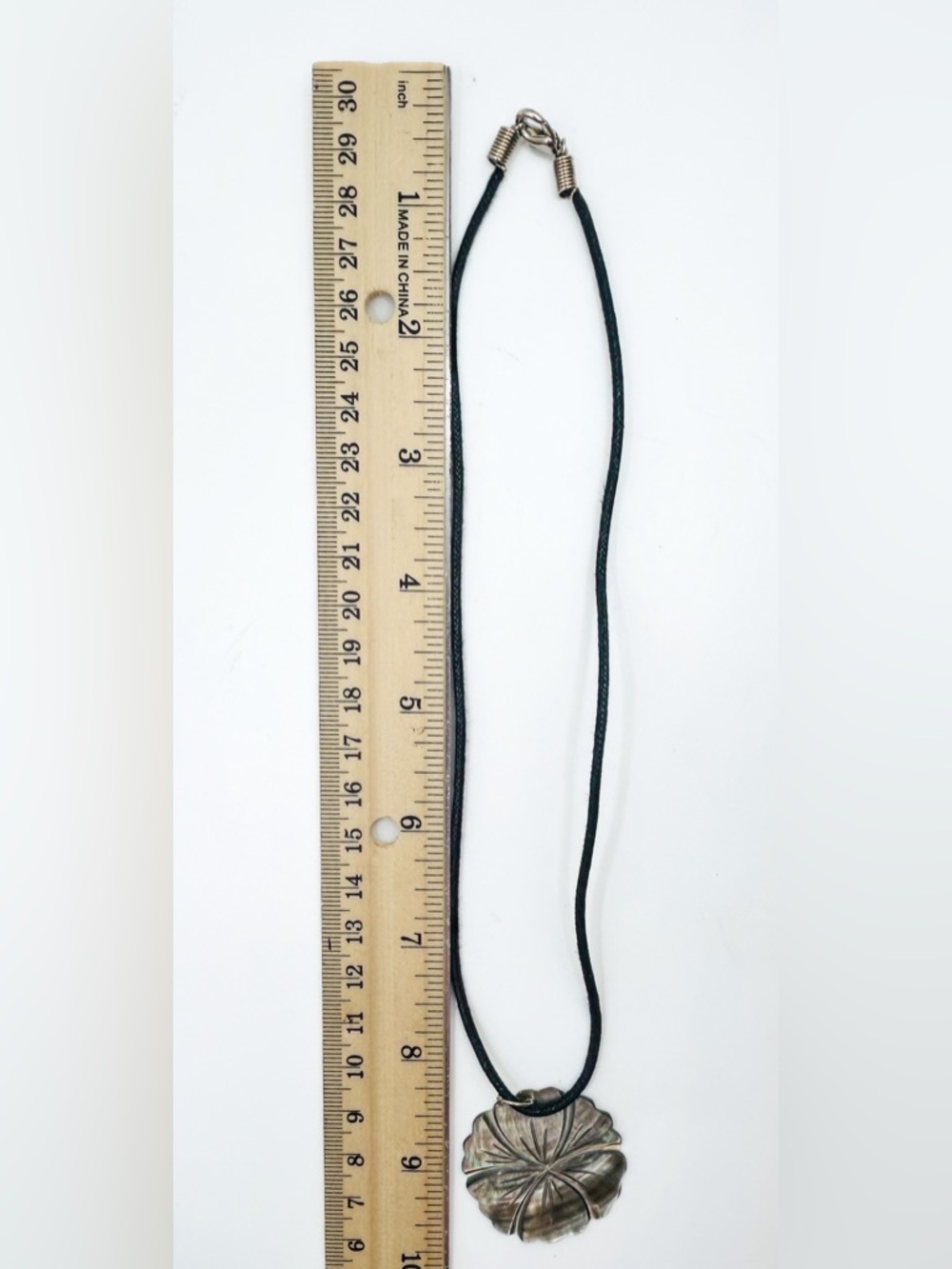 Vintage Carved Iridescent Shell Flower Pendant Necklace - Picture 14 of 14